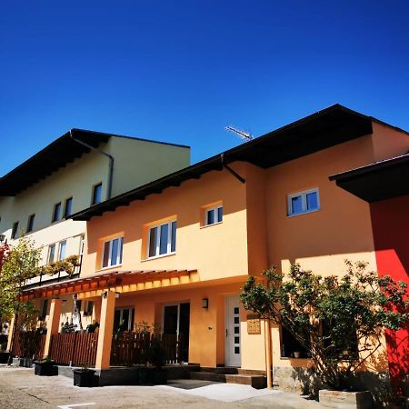 Hotel Goldene Krone Mistelbachi járás Kültér fotó